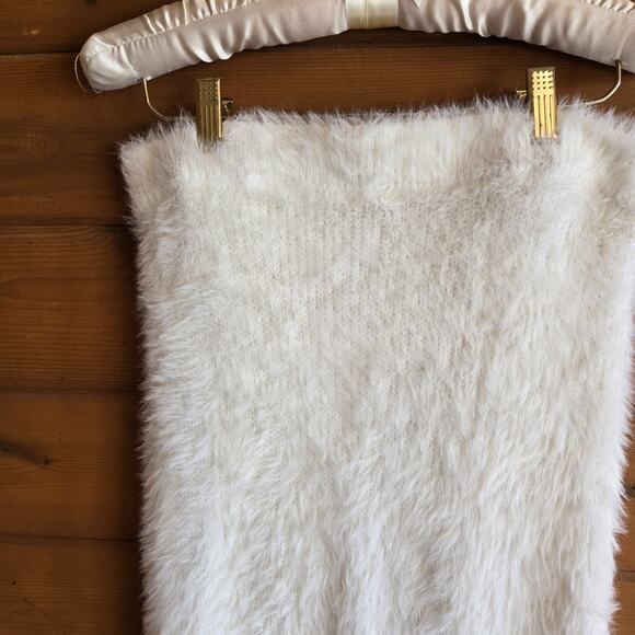 House of Harlow 1960 Soft Teddy Fuzzy Slit Maxi Skirt NWOT Small Ivory Pull On - Picture 4 of 6